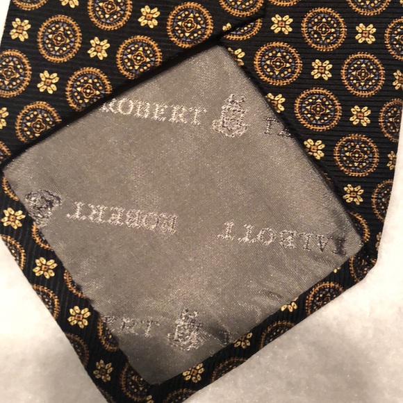 Robert Talbots Tie - Picture 4 of 5
